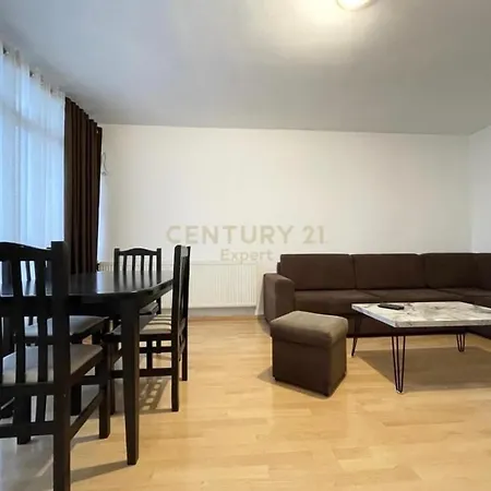 Maison Tirana Апартаменты