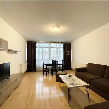 Maison Tirana Апартаменты *